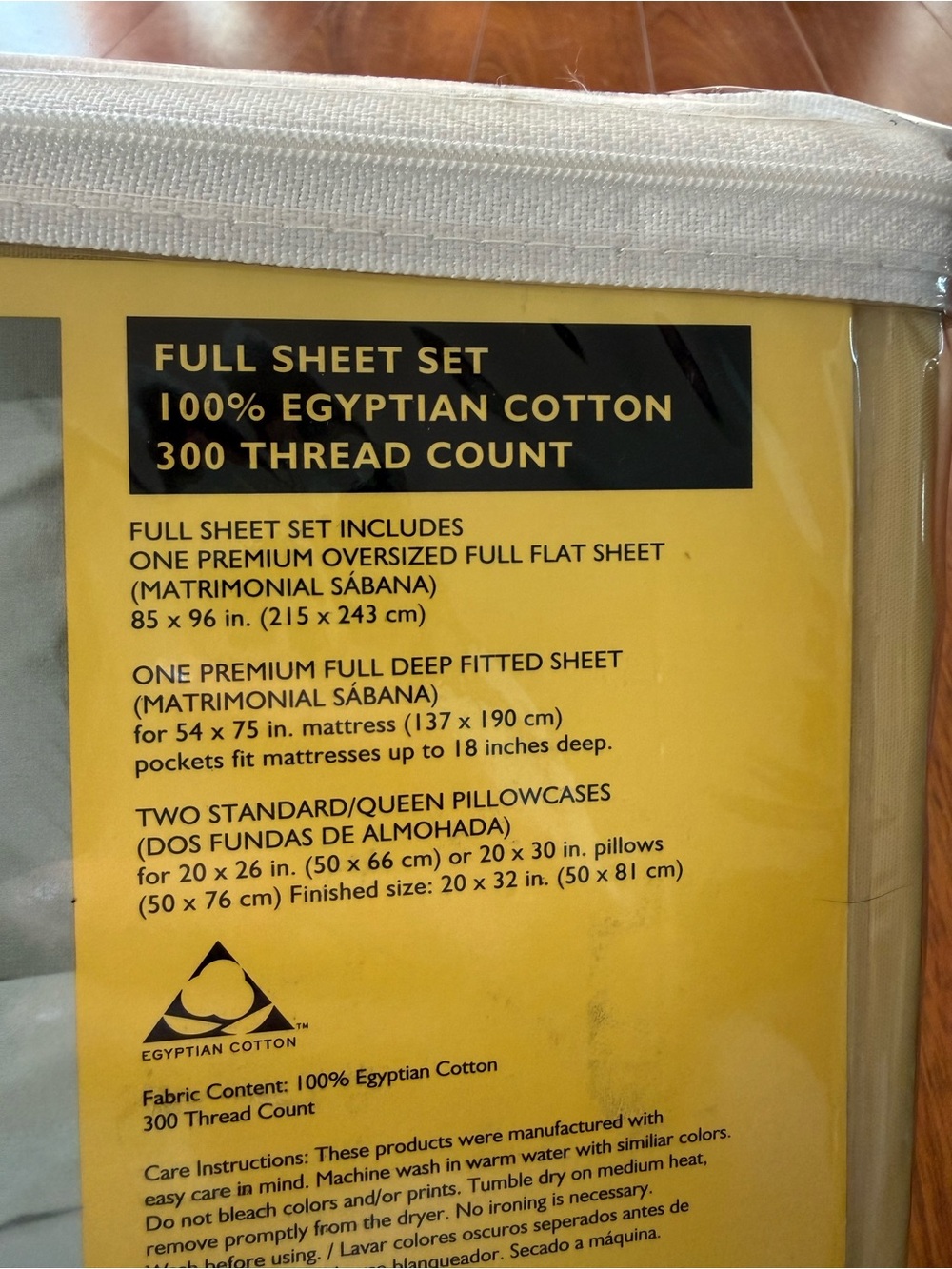 Martex Luxor 300-Thread Count Full Sheet Set in Cream - Picture 3 of 3